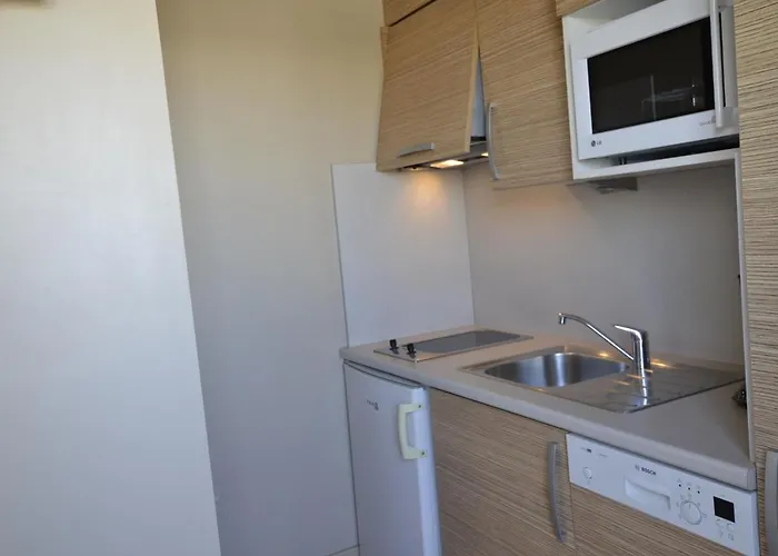 ève Résidence Naturiste Le Jardin D'eden Agde